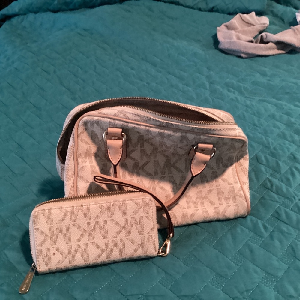 Michael Kors purse and wallet
